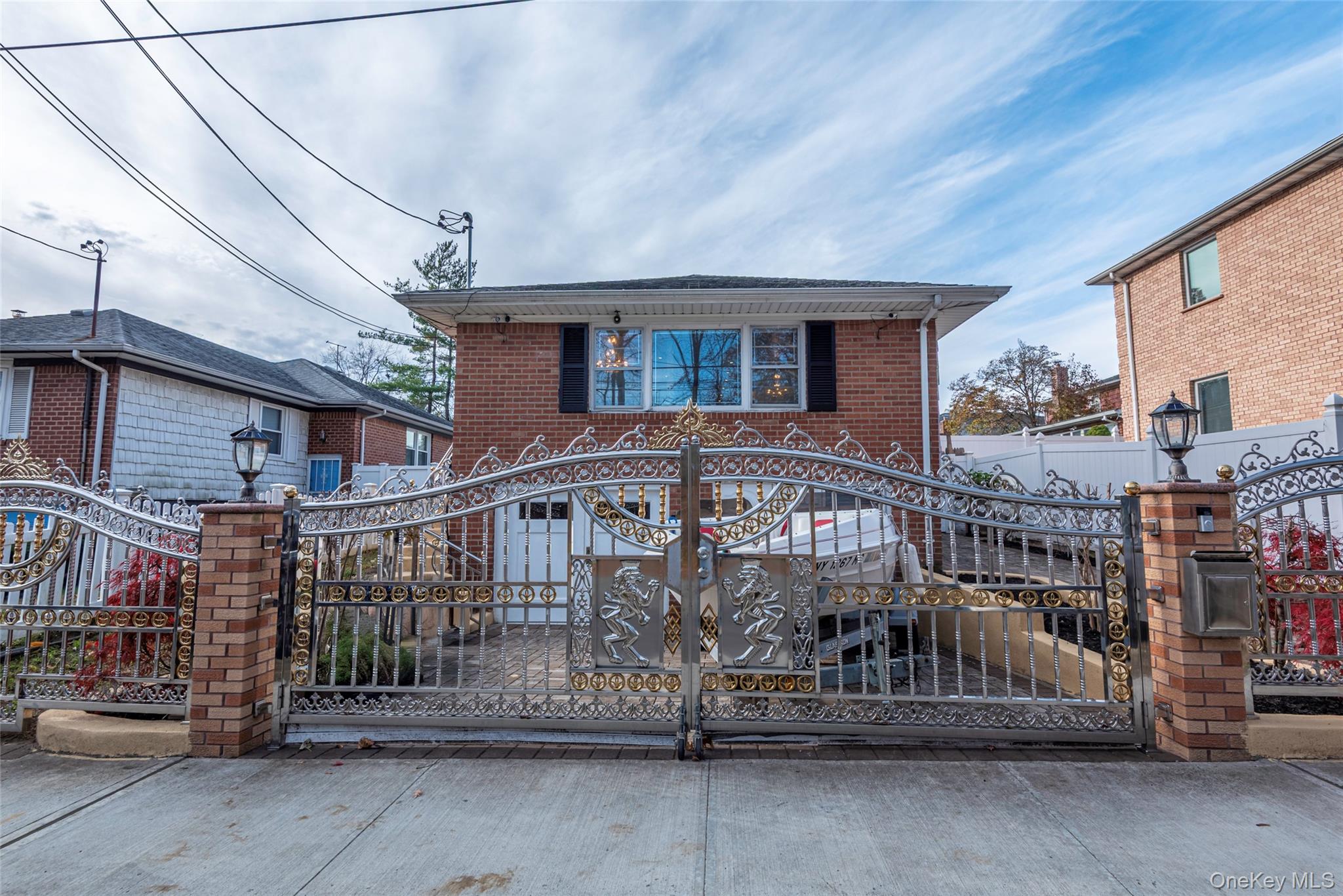 244-19 Grand Central Parkway, Douglaston, NY 11362