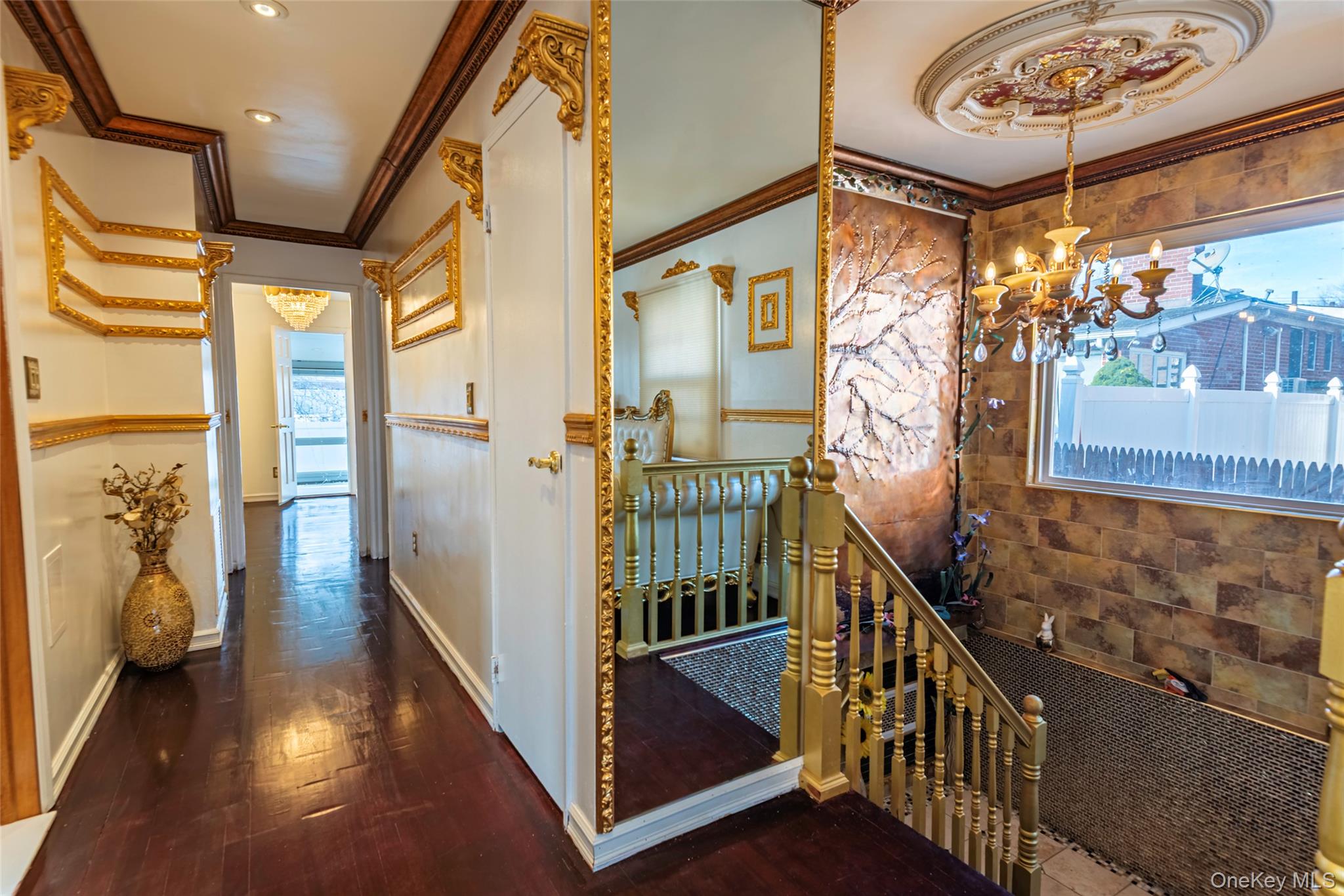 244-19 Grand Central Parkway, Douglaston, NY 11362