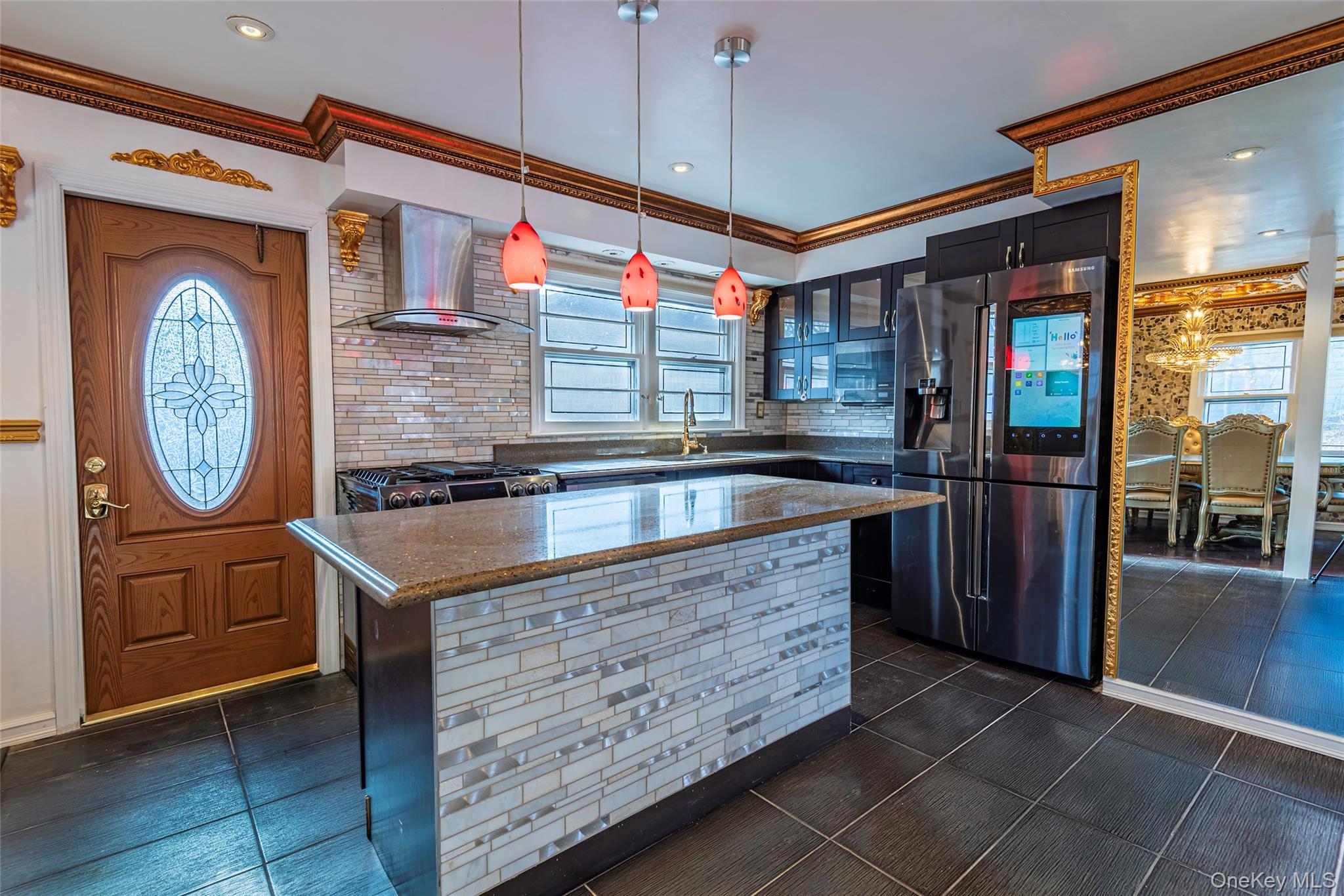 244-19 Grand Central Parkway, Douglaston, NY 11362