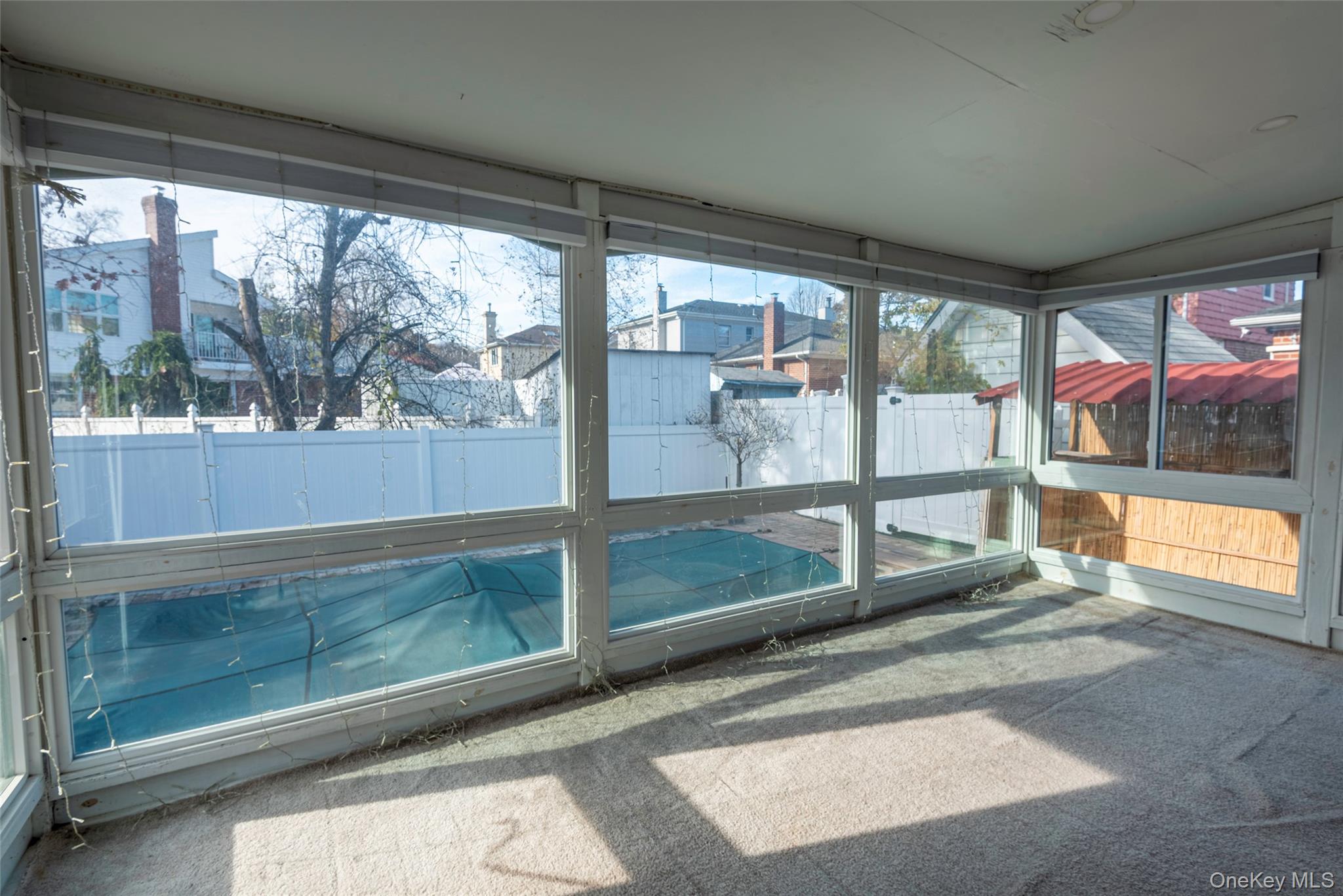 244-19 Grand Central Parkway, Douglaston, NY 11362