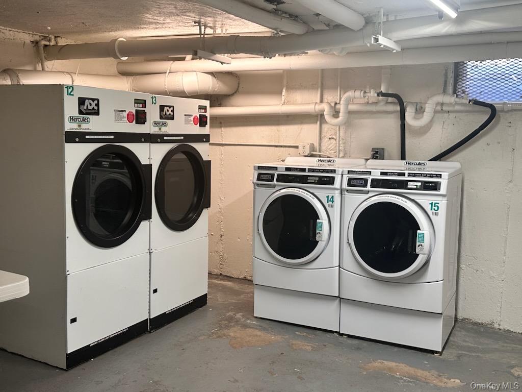 141 Edmunton Drive # G-18, North Babylon, NY 11703