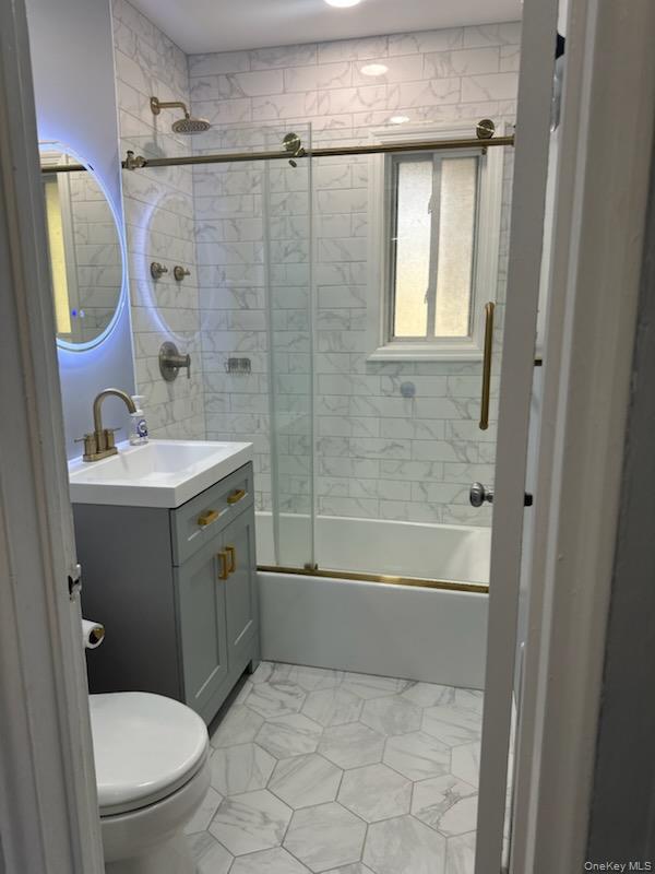 141 Edmunton Drive # G-18, North Babylon, NY 11703