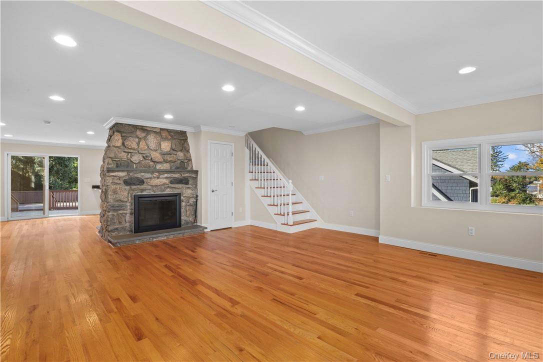 33 Sycamore Road, Mahopac, NY 10541