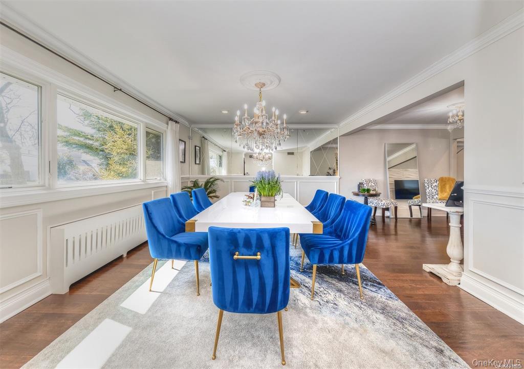 266 Thompson Avenue, Oceanside, NY 11572