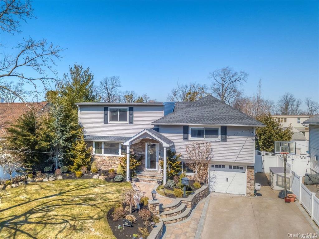 266 Thompson Avenue, Oceanside, NY 11572