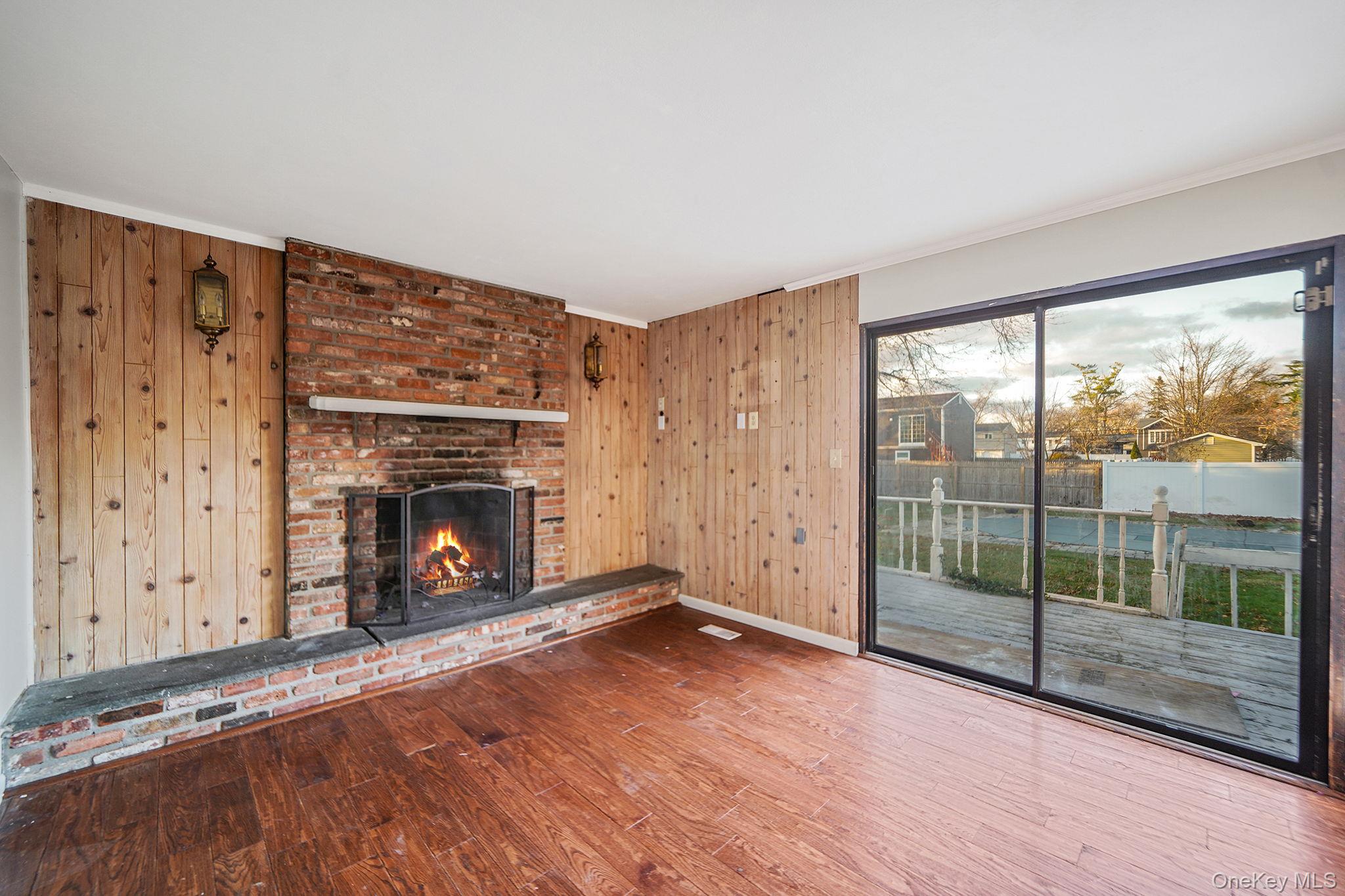 273 Delaware Avenue, Bay Shore, NY 11706