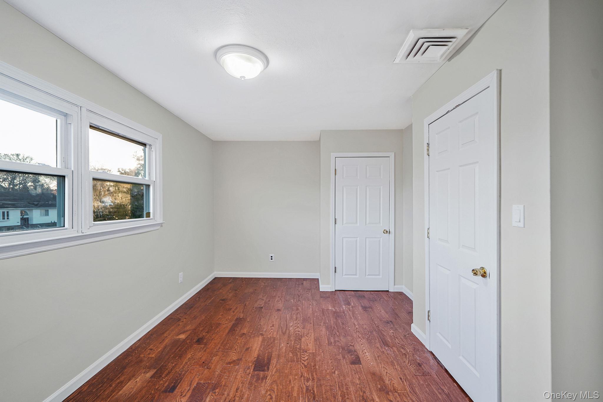 273 Delaware Avenue, Bay Shore, NY 11706