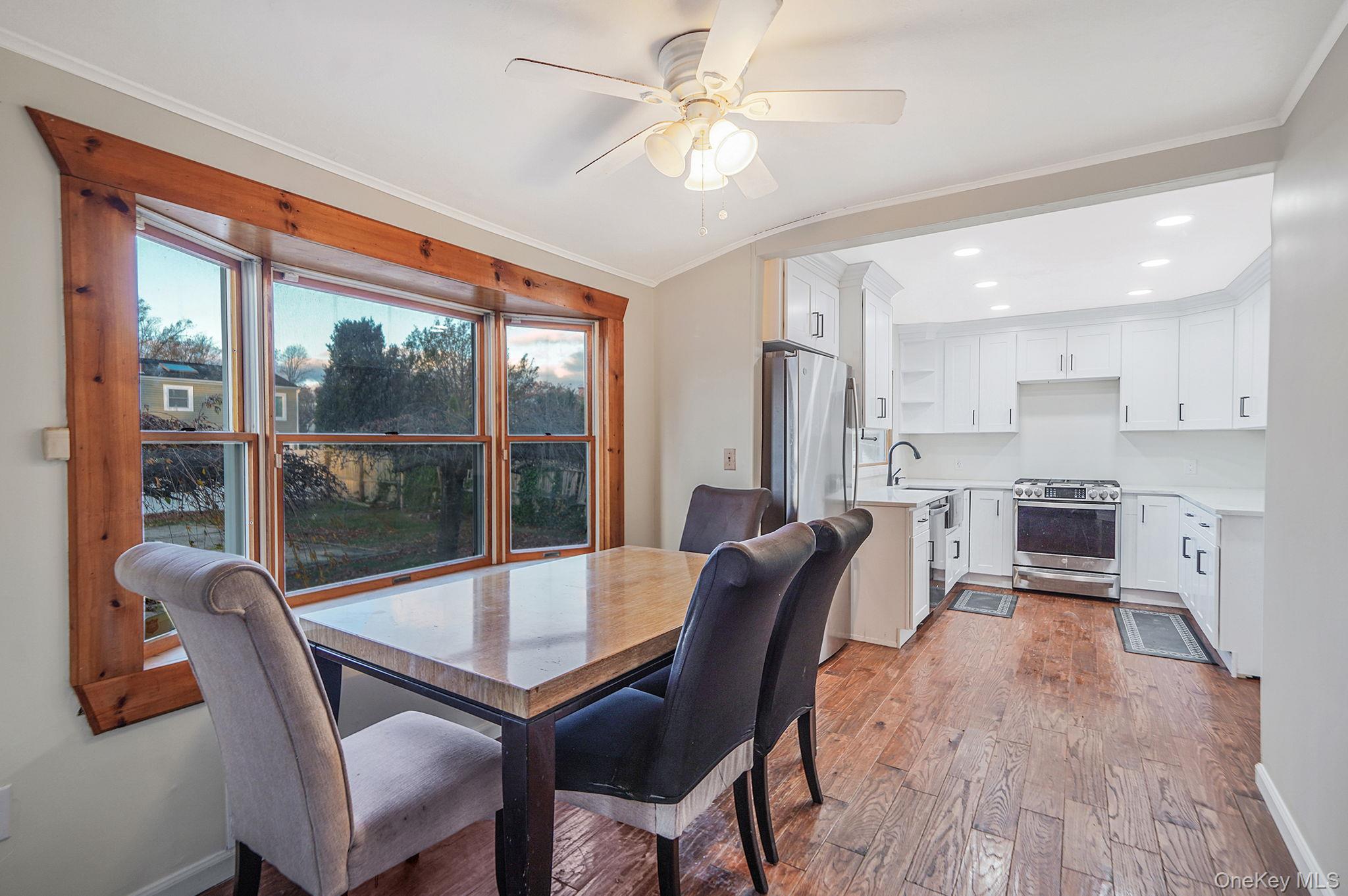 273 Delaware Avenue, Bay Shore, NY 11706