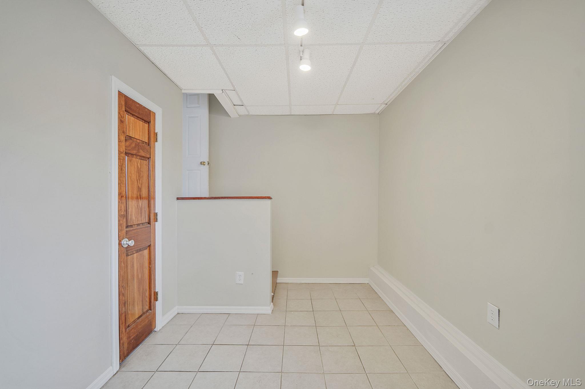 273 Delaware Avenue, Bay Shore, NY 11706