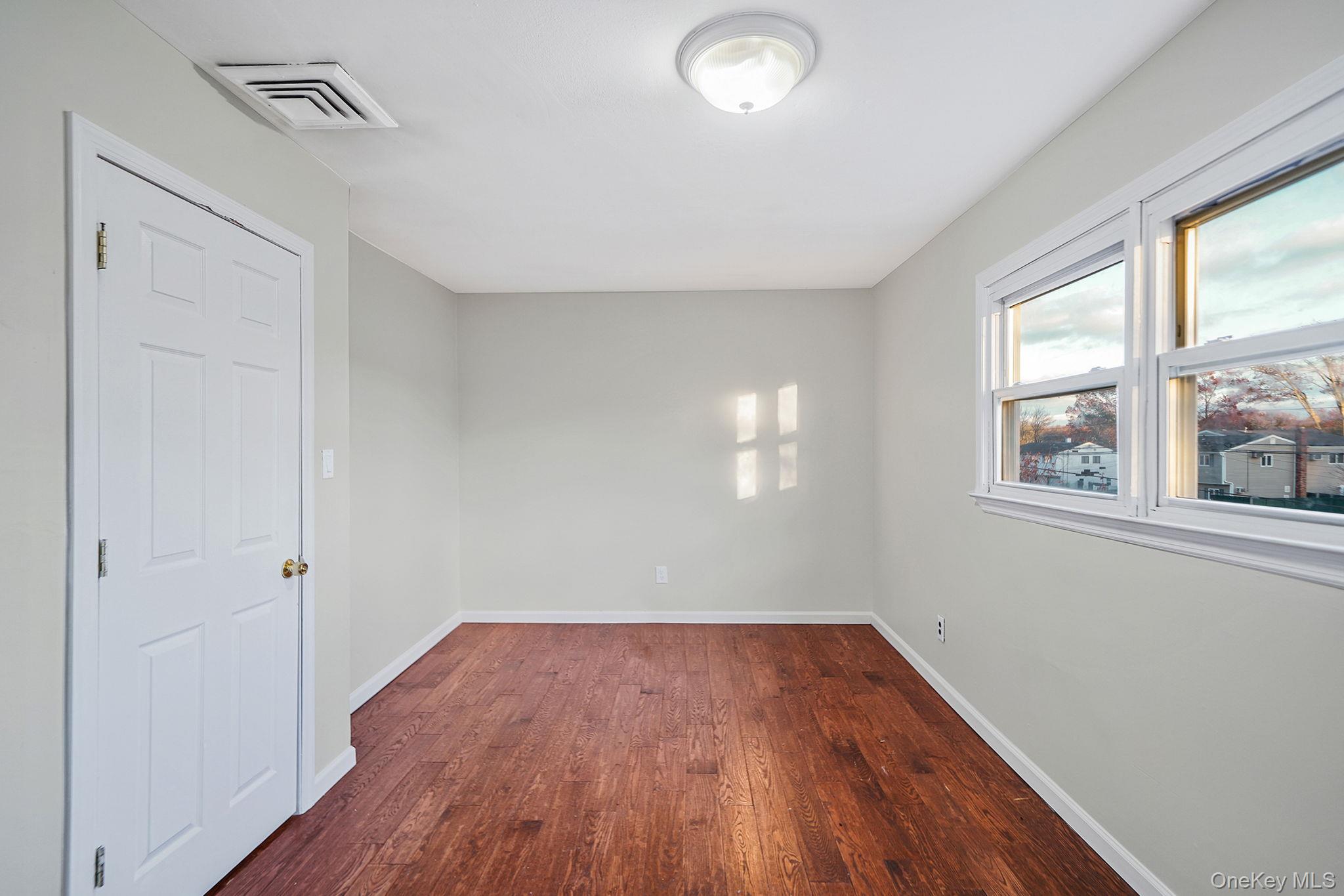 273 Delaware Avenue, Bay Shore, NY 11706