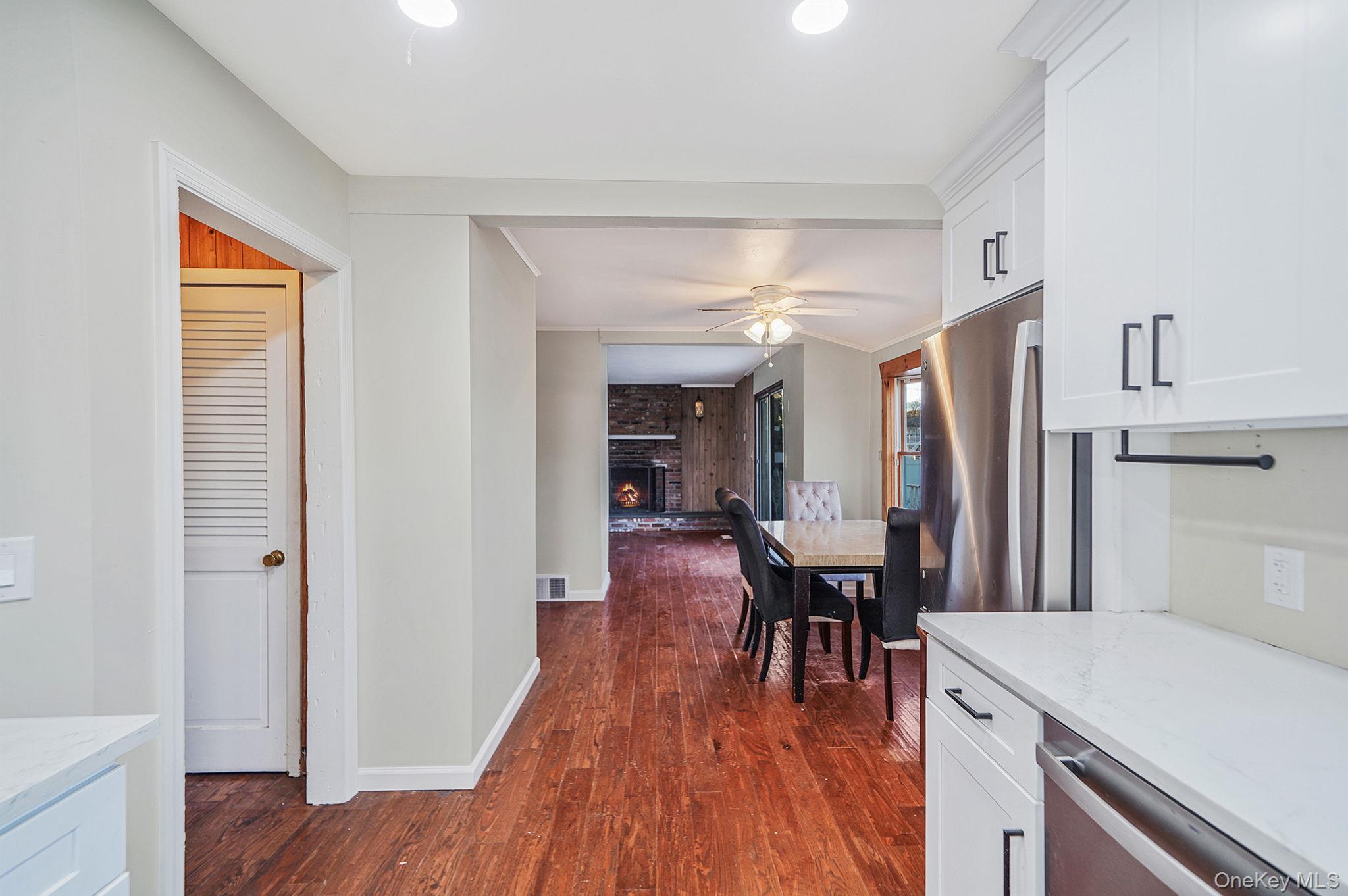 273 Delaware Avenue, Bay Shore, NY 11706