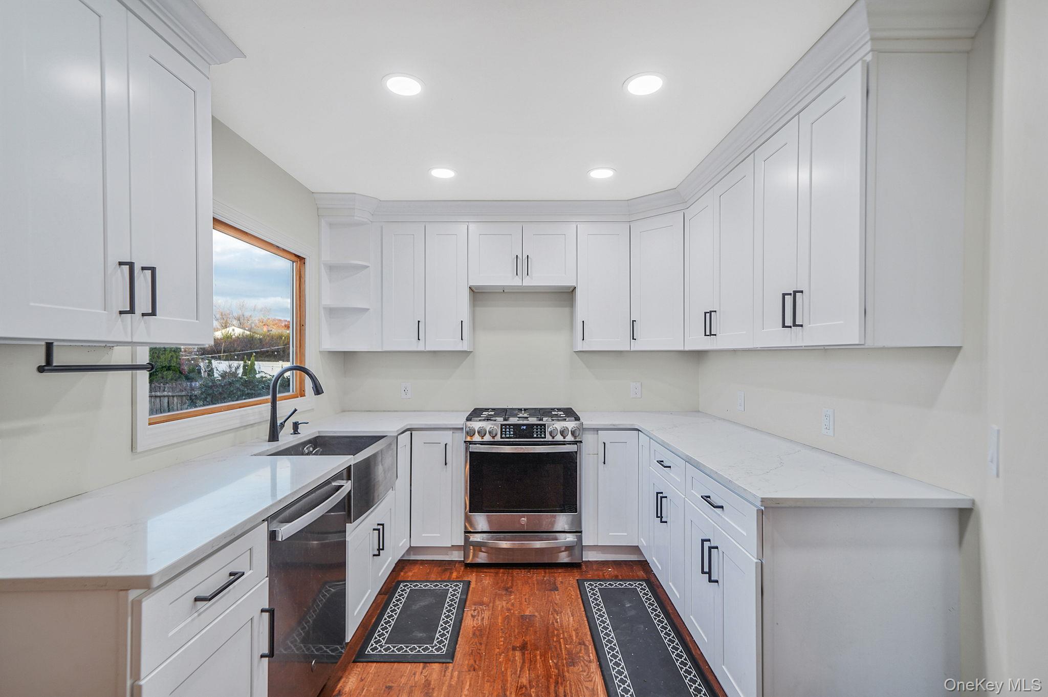 273 Delaware Avenue, Bay Shore, NY 11706