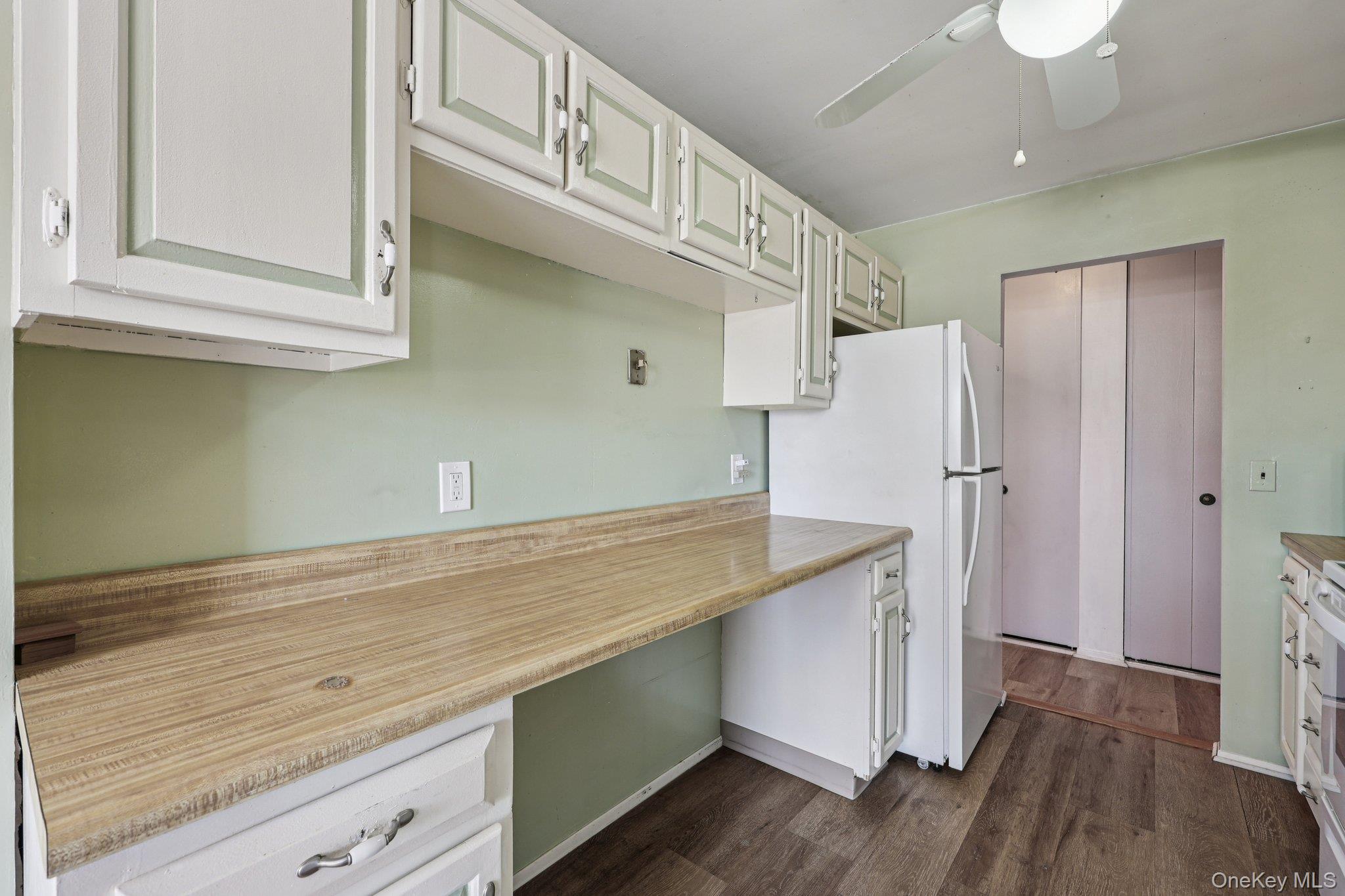 107 N Broadway # 113, White Plains, NY 10601