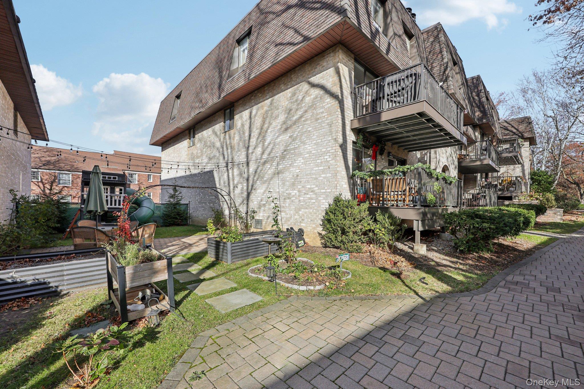 107 N Broadway # 113, White Plains, NY 10601