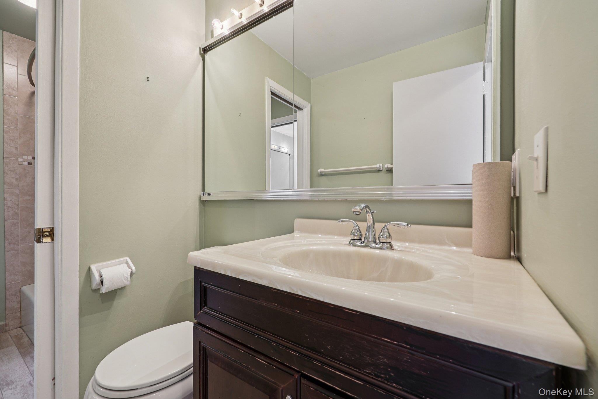 107 N Broadway # 113, White Plains, NY 10601