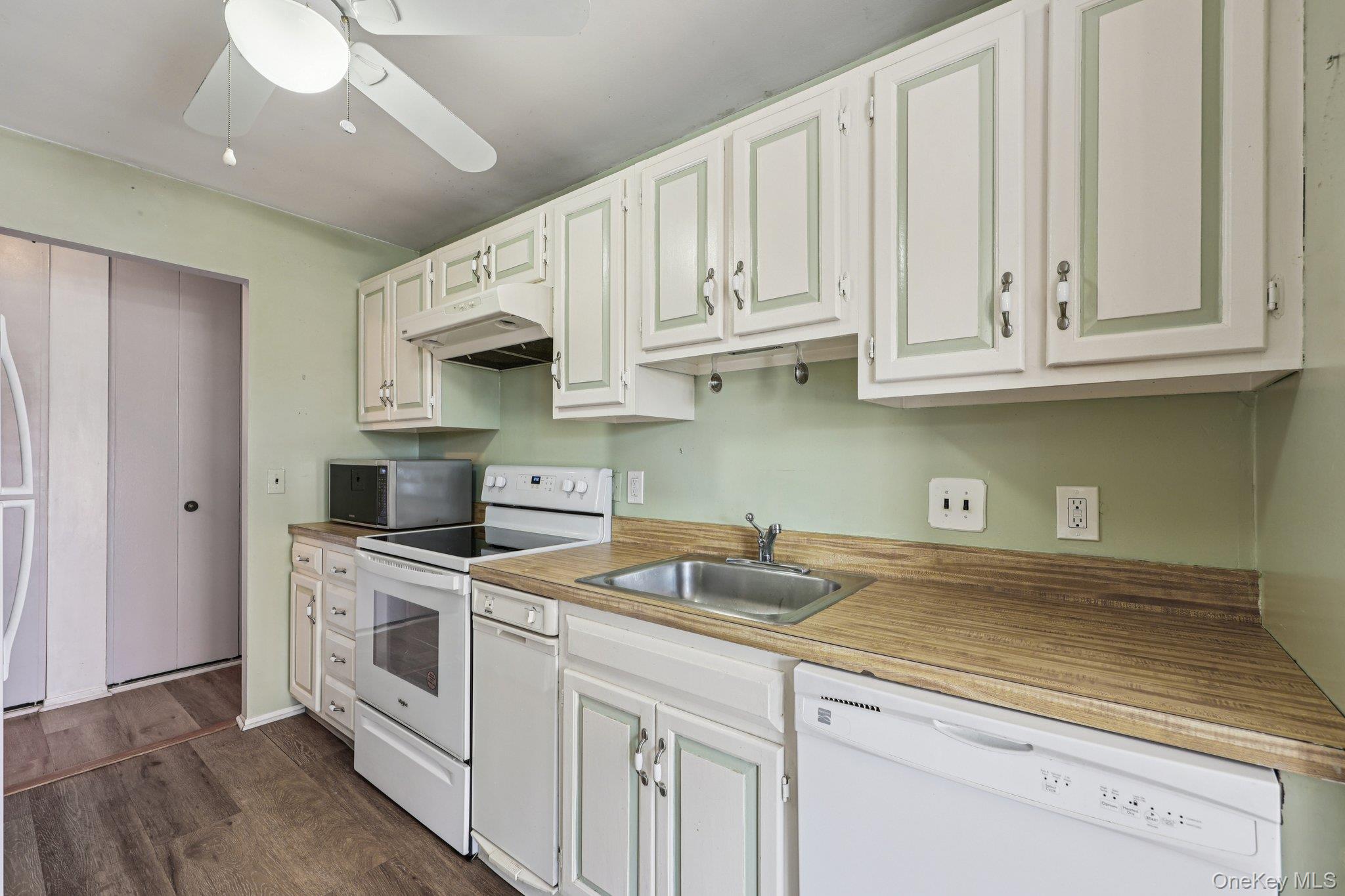 107 N Broadway # 113, White Plains, NY 10601