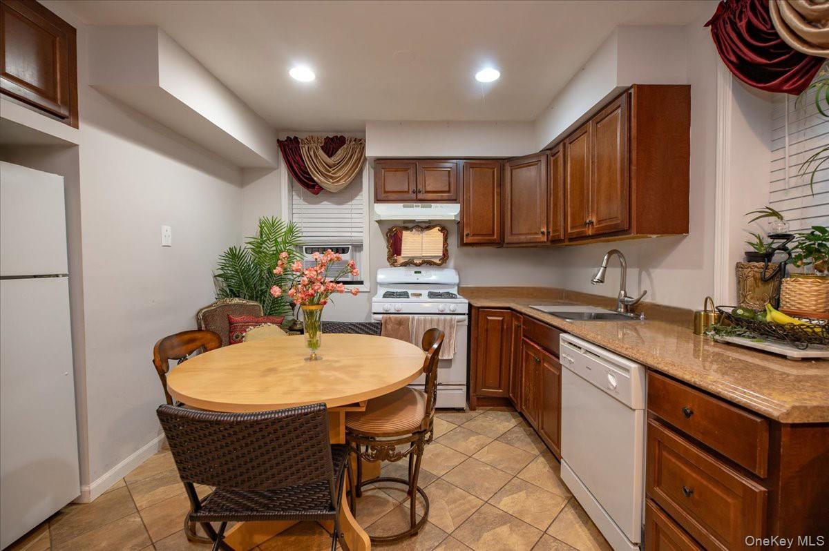 28 E Catherine Street, Nyack, NY 10960