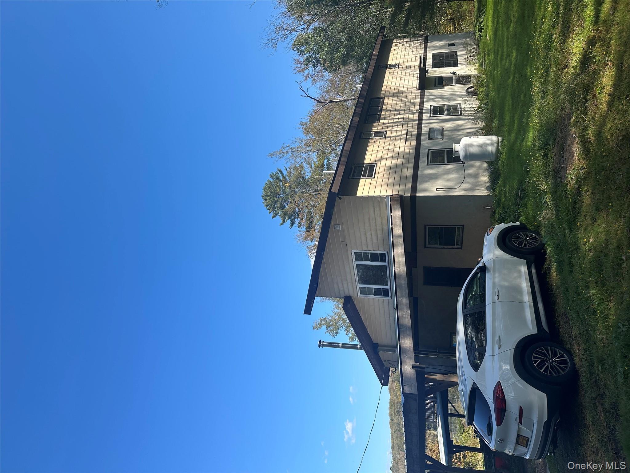 10 Dorm Drive, Fallsburg, NY 12747