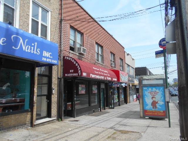 961 Morris Park Avenue, Bronx, NY 10462