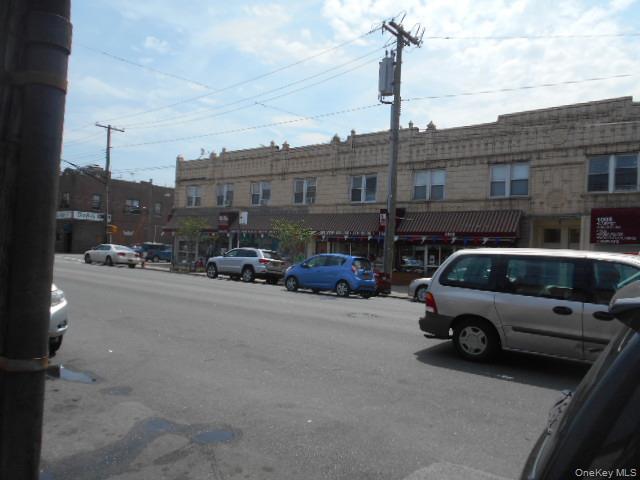 961 Morris Park Avenue, Bronx, NY 10462