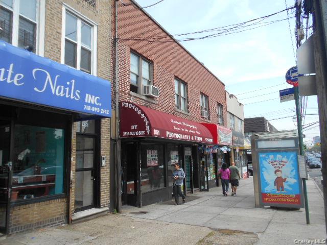 961 Morris Park Avenue, Bronx, NY 10462
