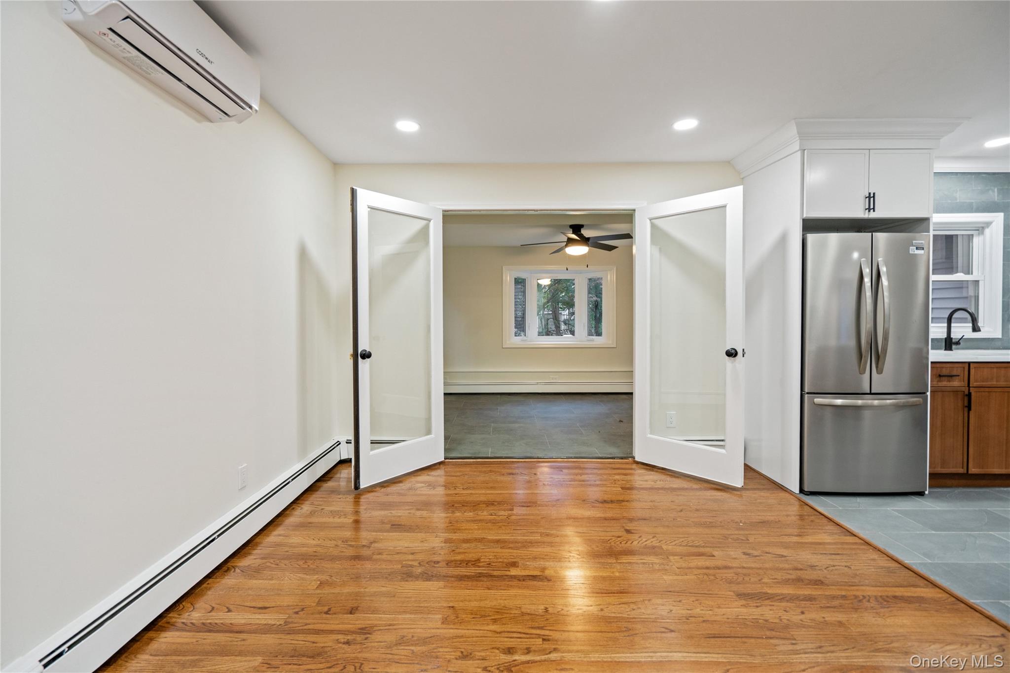 434 W Main Street, Huntington, NY 11743