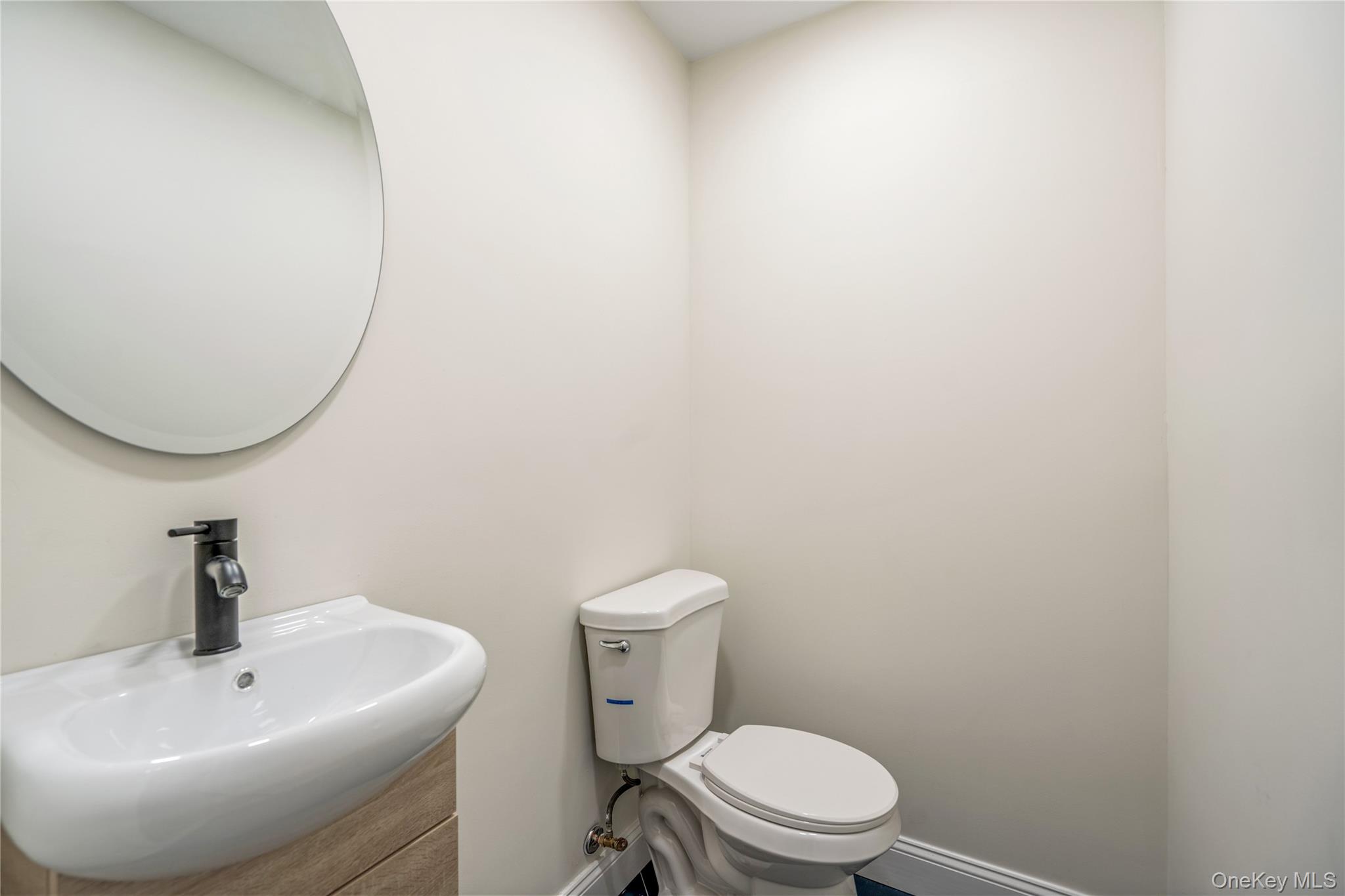 434 W Main Street, Huntington, NY 11743