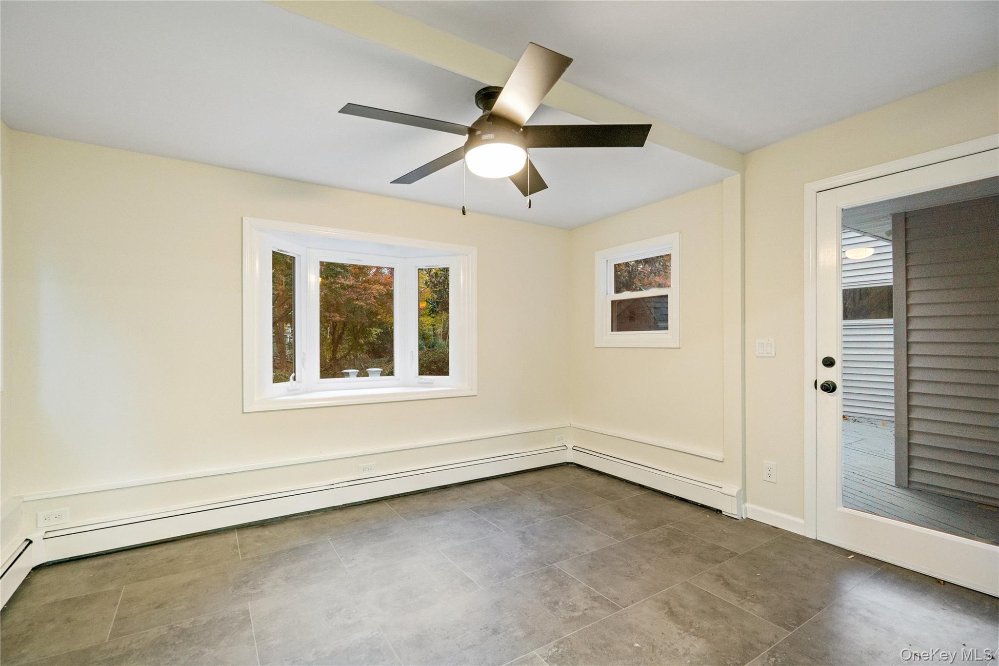 434 W Main Street, Huntington, NY 11743