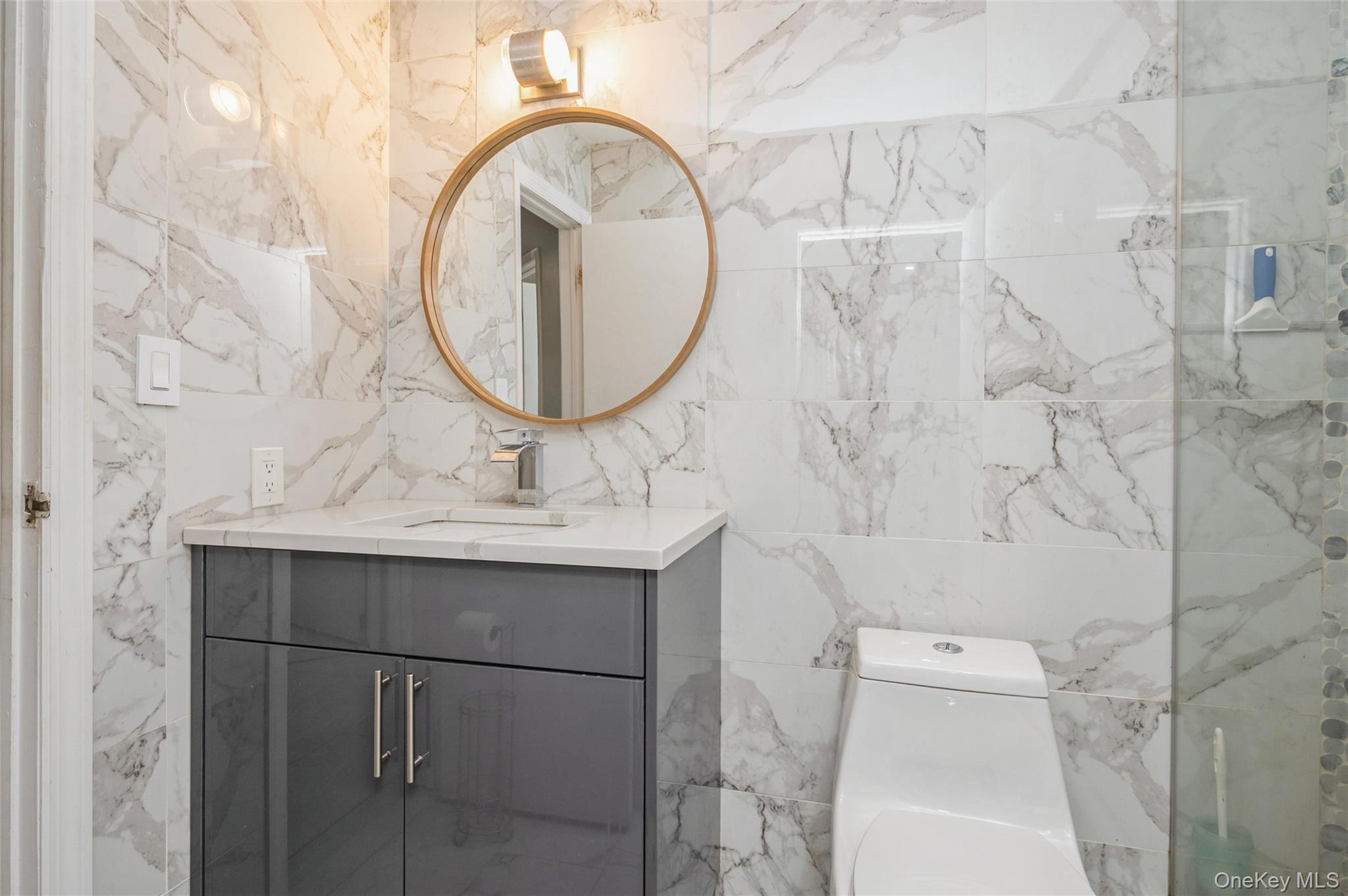 615 Broadway # 68, Amityville, NY 11701