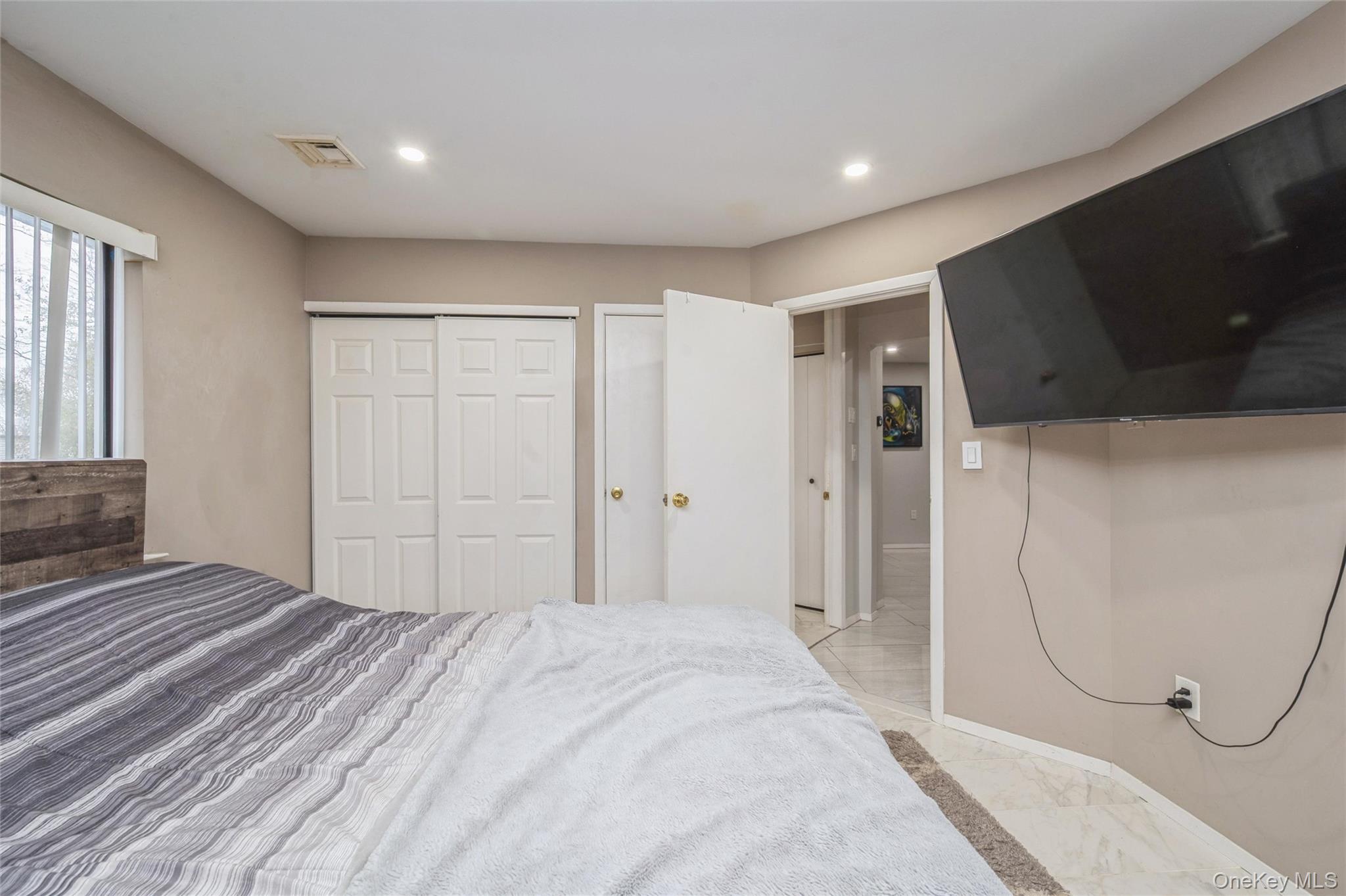 615 Broadway # 68, Amityville, NY 11701