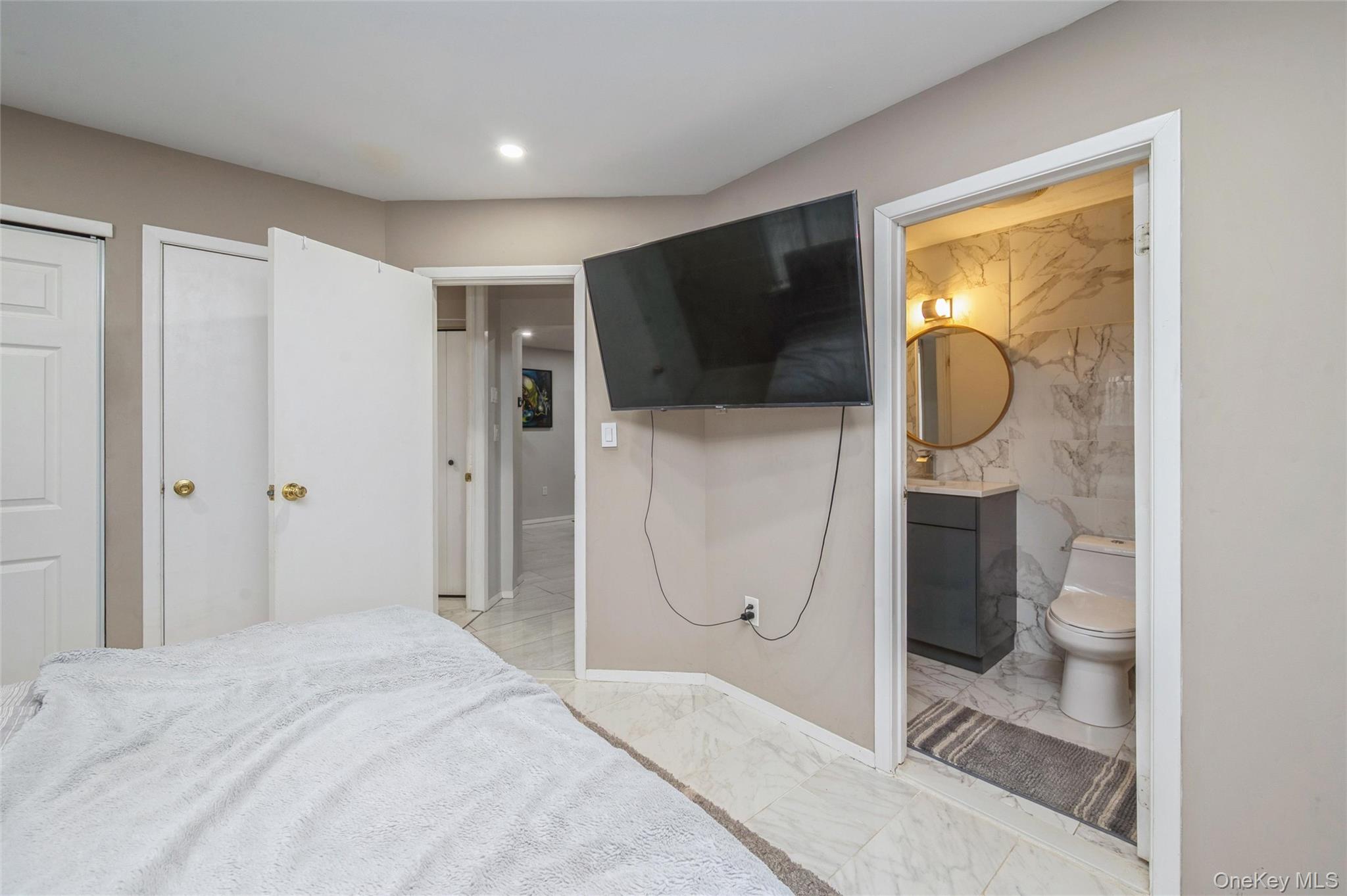 615 Broadway # 68, Amityville, NY 11701