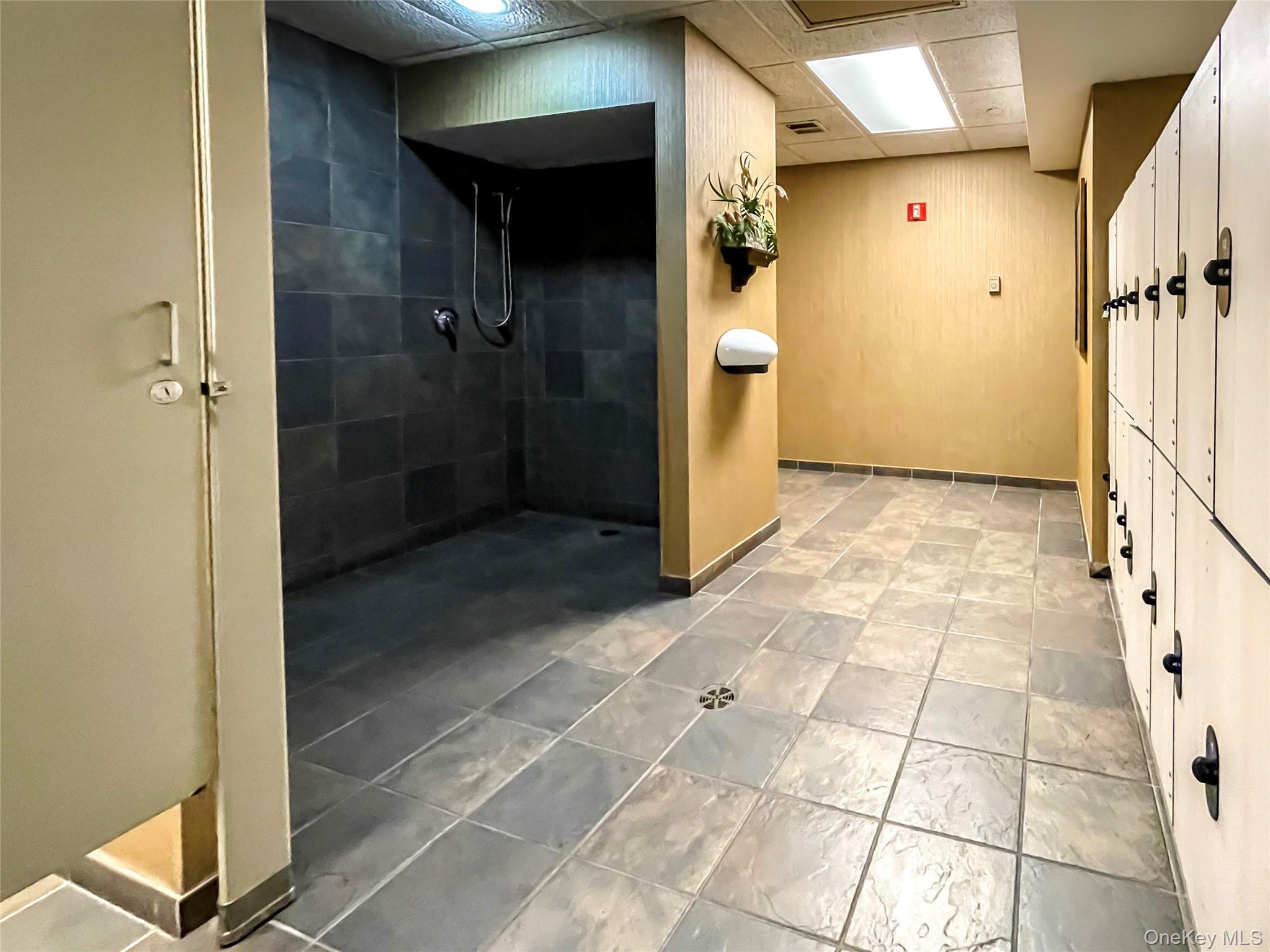 136 Beach 117th Street # 3N, Rockaway Park, NY 11694