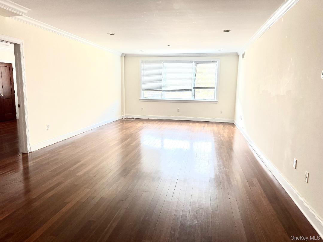 171 Great Neck Road, Great Neck, NY 11021