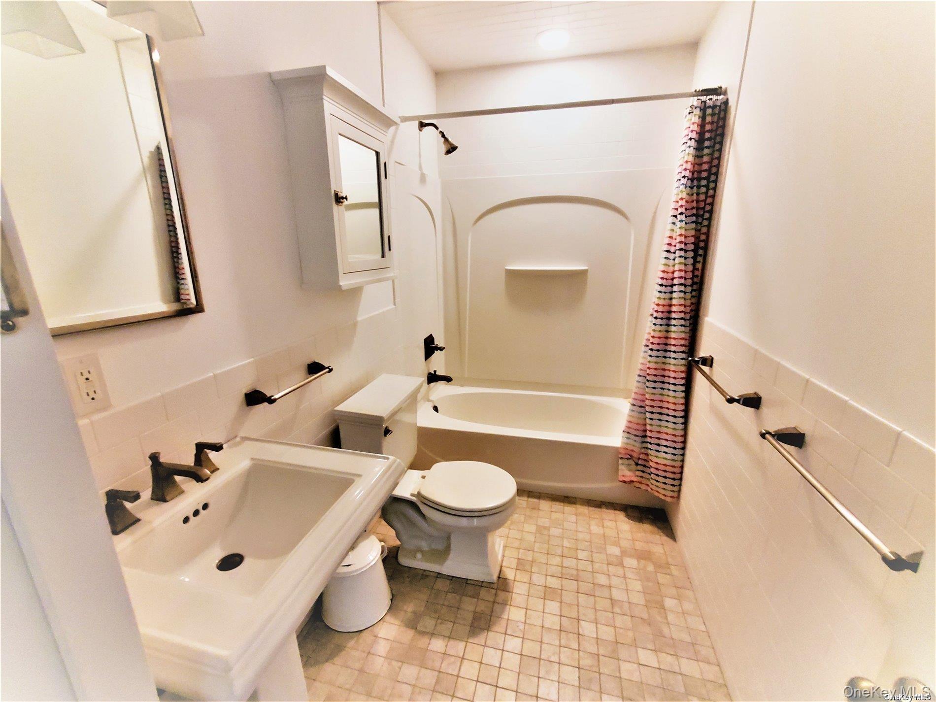 1000 Rambler Road, Southold, NY 11971