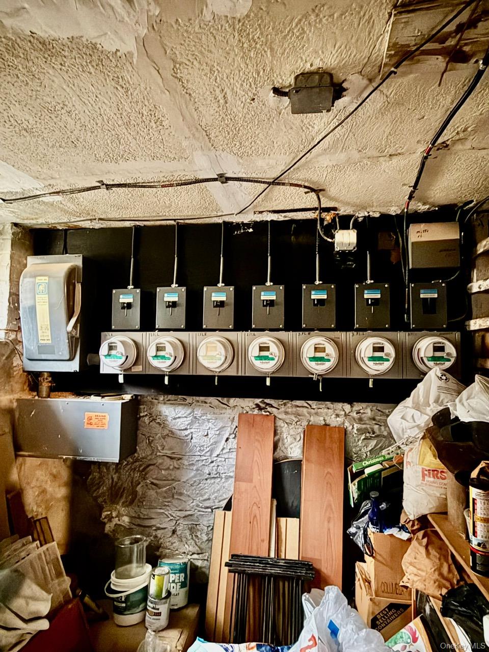 2052 Gates Avenue, Ridgewood, NY 11385