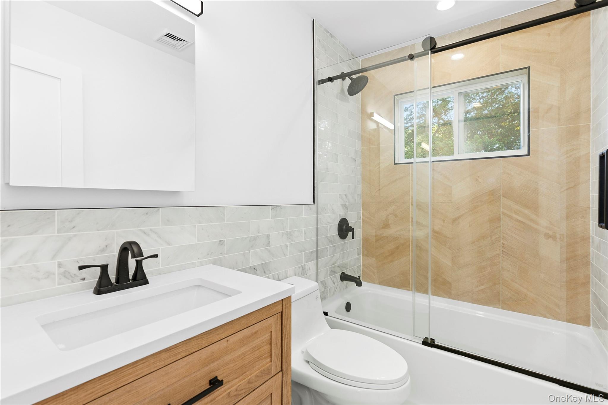 13 Shore Road, Hampton Bays, NY 11946