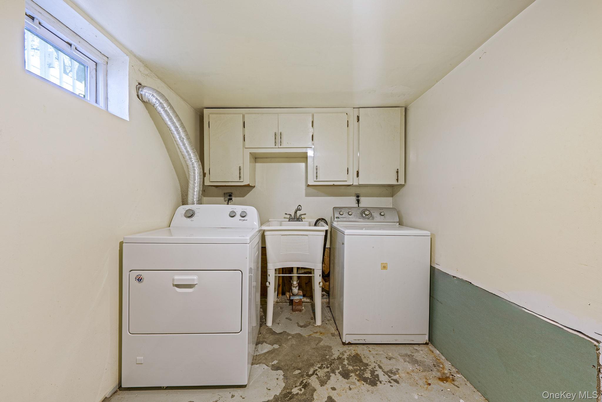 18 Jasper Street S, Valley Stream, NY 11580