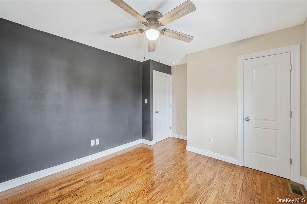 745 S 9th Street, Lindenhurst, NY 11757