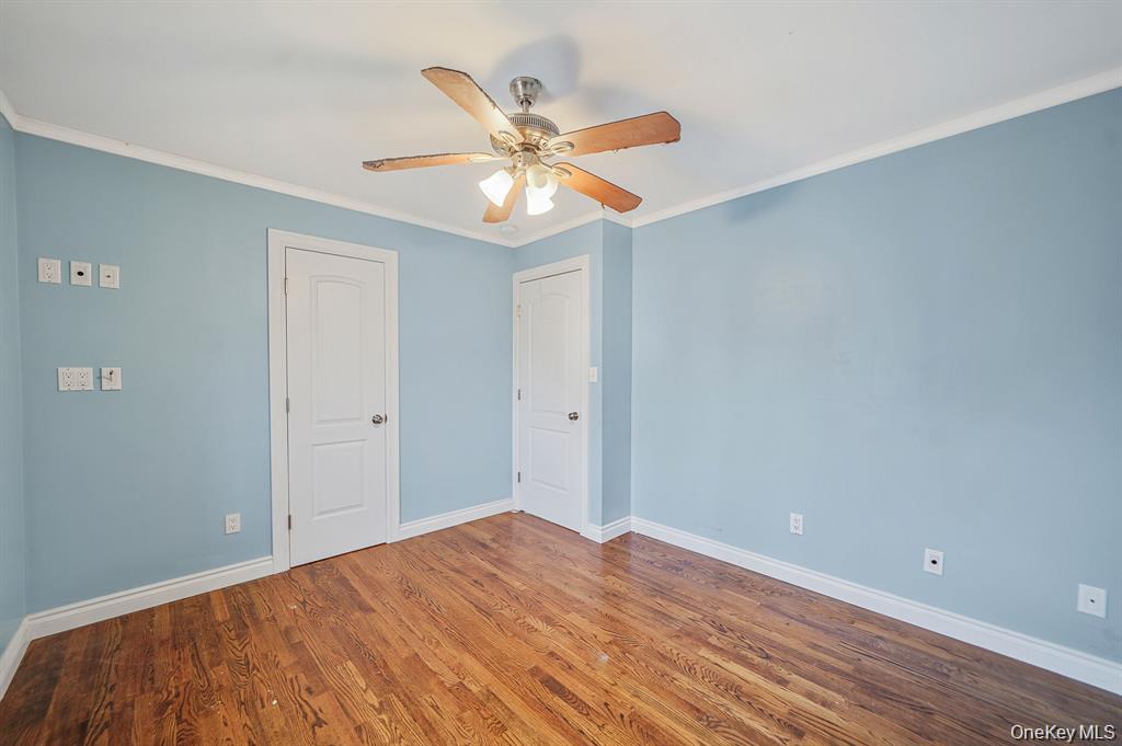 745 S 9th Street, Lindenhurst, NY 11757