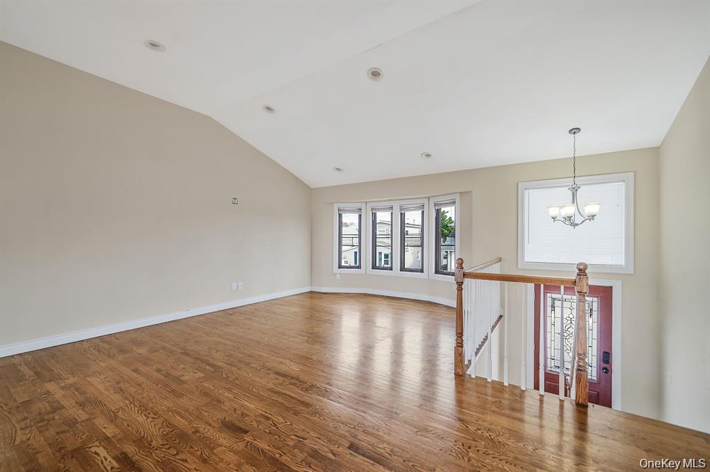 745 S 9th Street, Lindenhurst, NY 11757