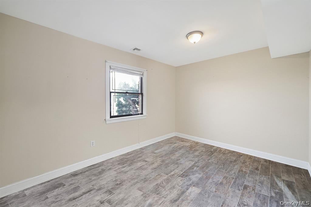 745 S 9th Street, Lindenhurst, NY 11757