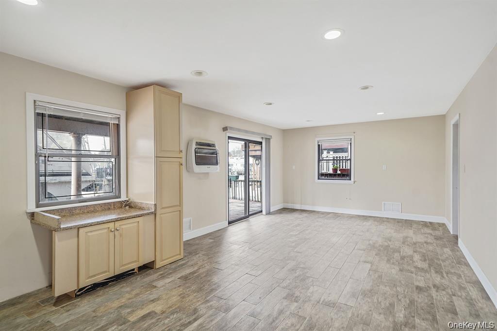 745 S 9th Street, Lindenhurst, NY 11757