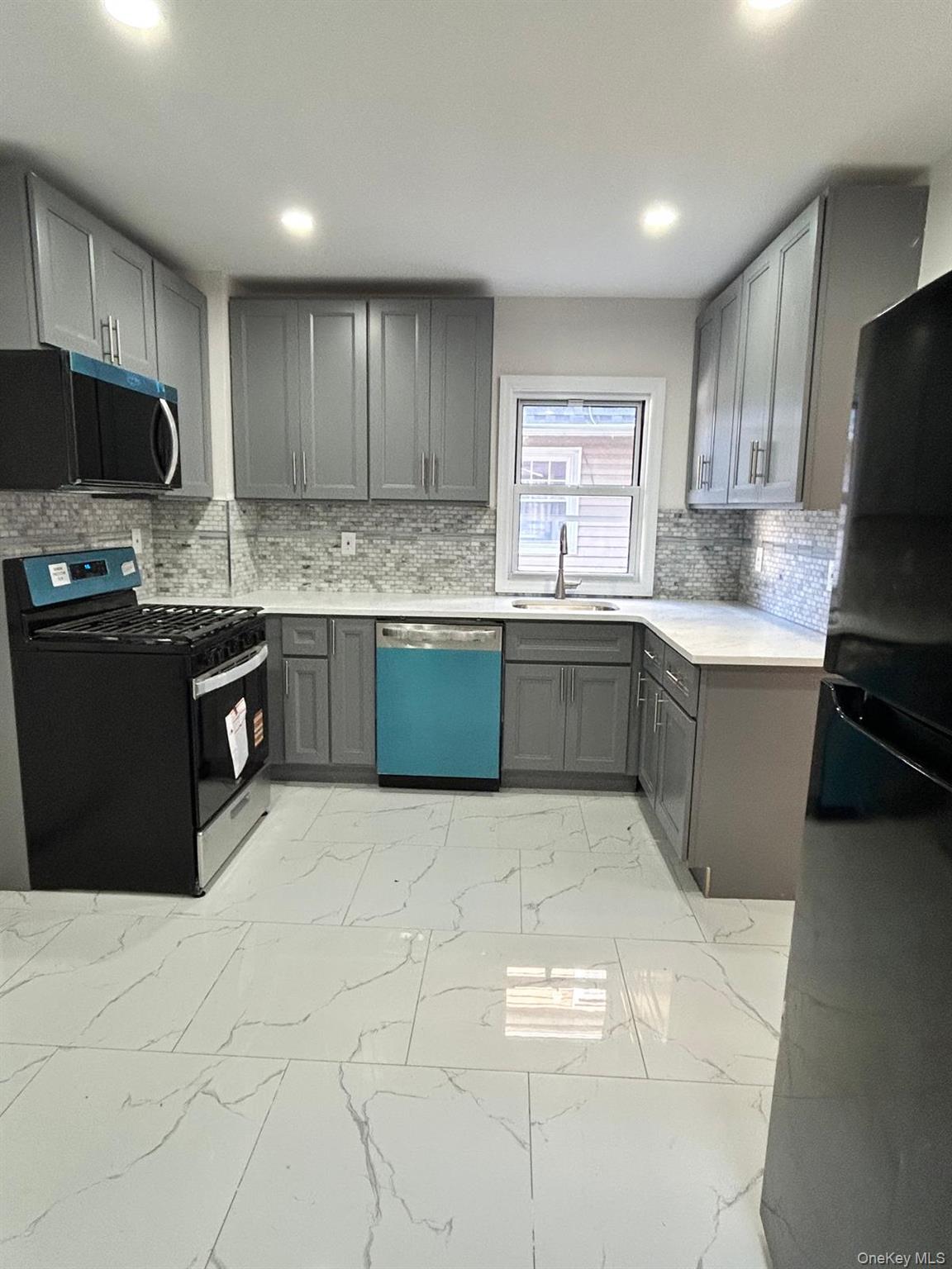 119-60 177th Street, Saint Albans, NY 11434