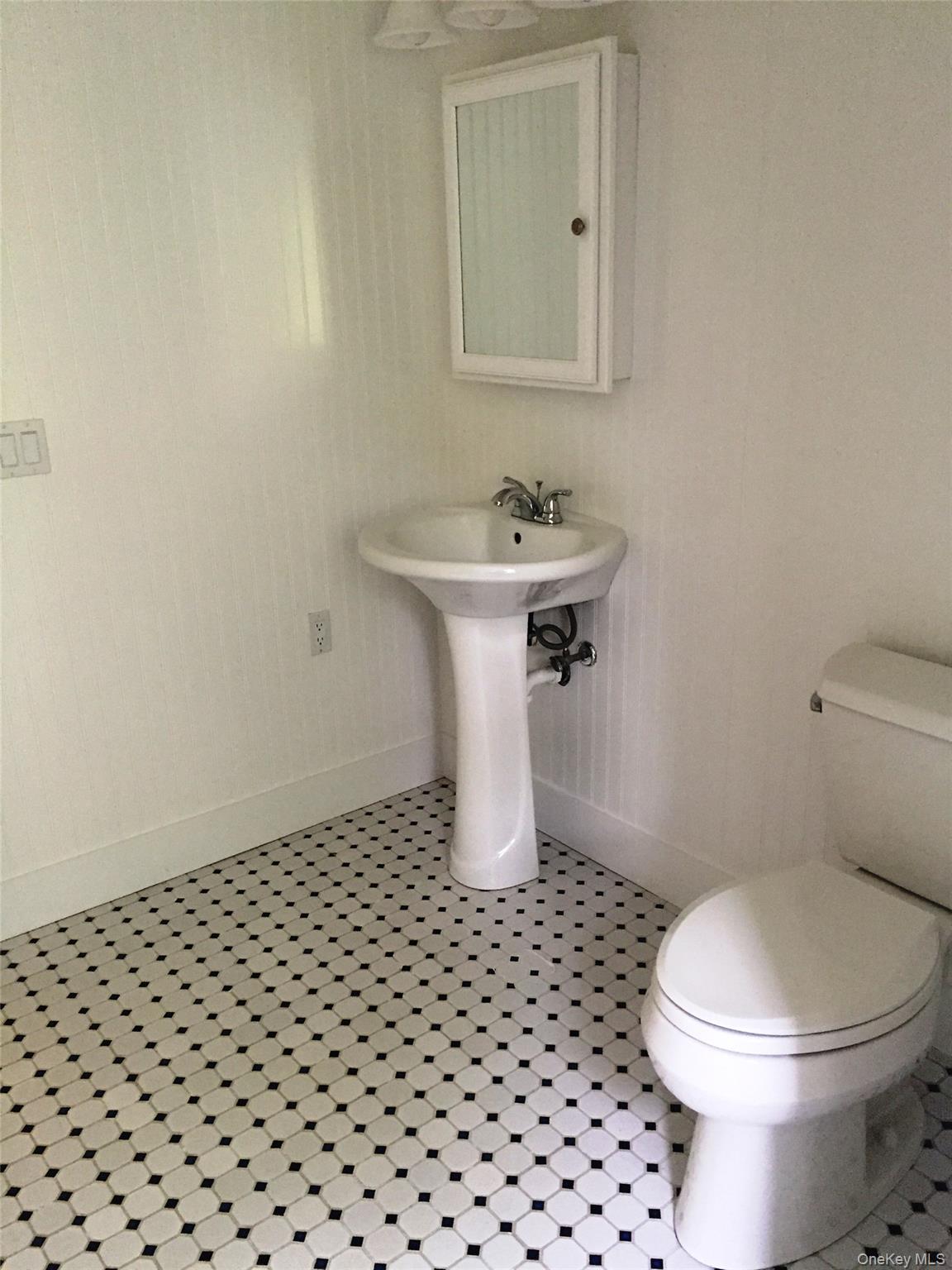 2130 Hunterbrook Road, Yorktown Heights, NY 10598