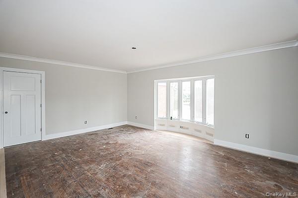 127 Berkshire Road, Rockville Centre, NY 11570