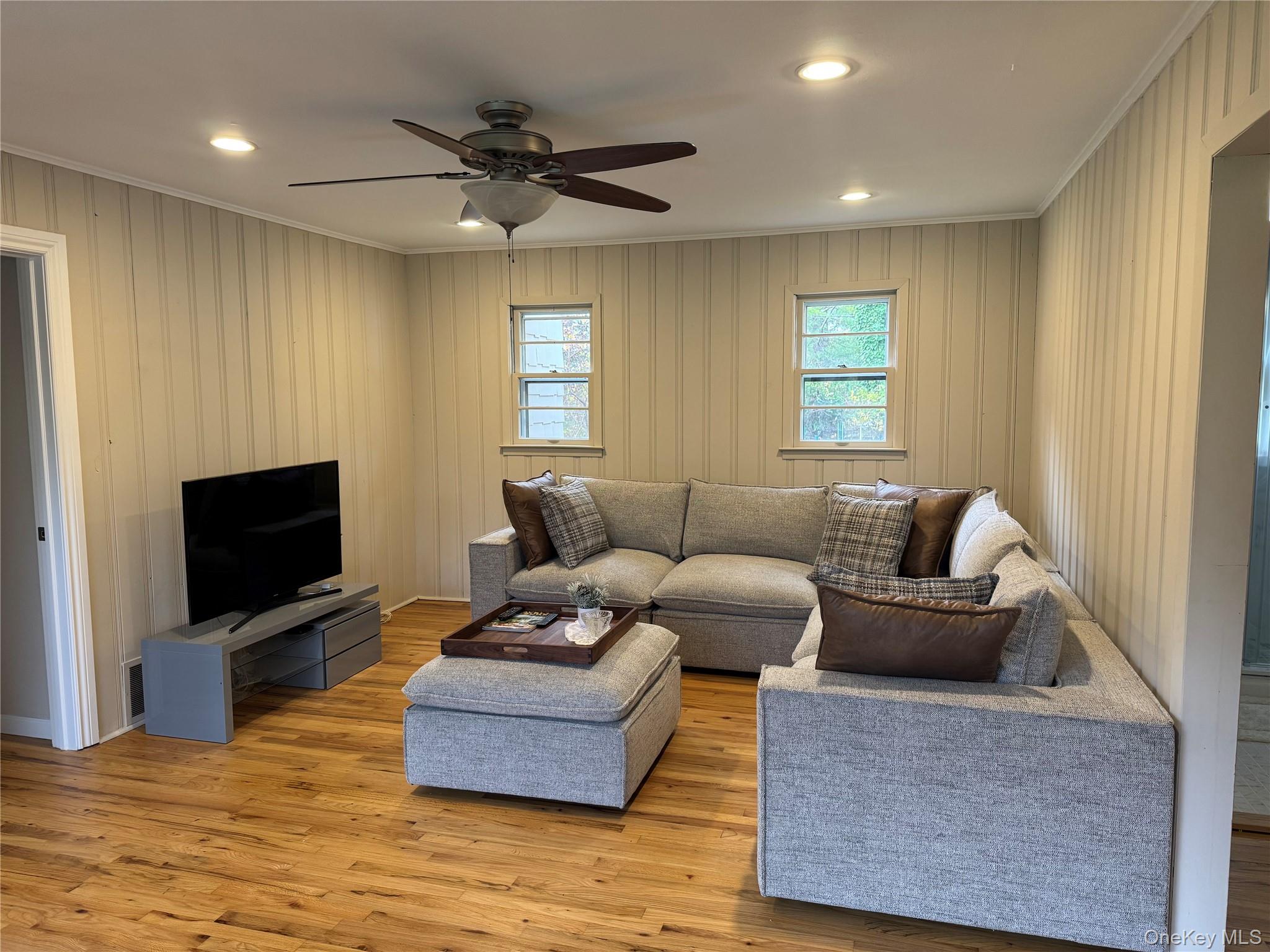 39 North Rd., Hampton Bays, NY 11946