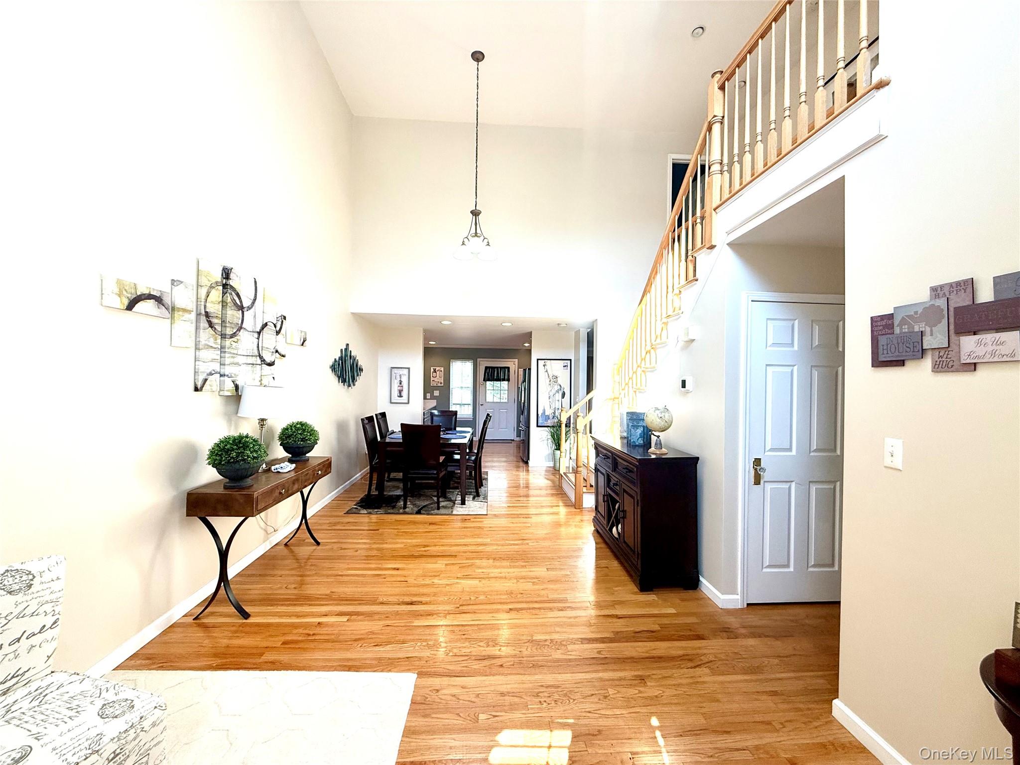 142 Pinebrook Drive, Hyde Park, NY 12538