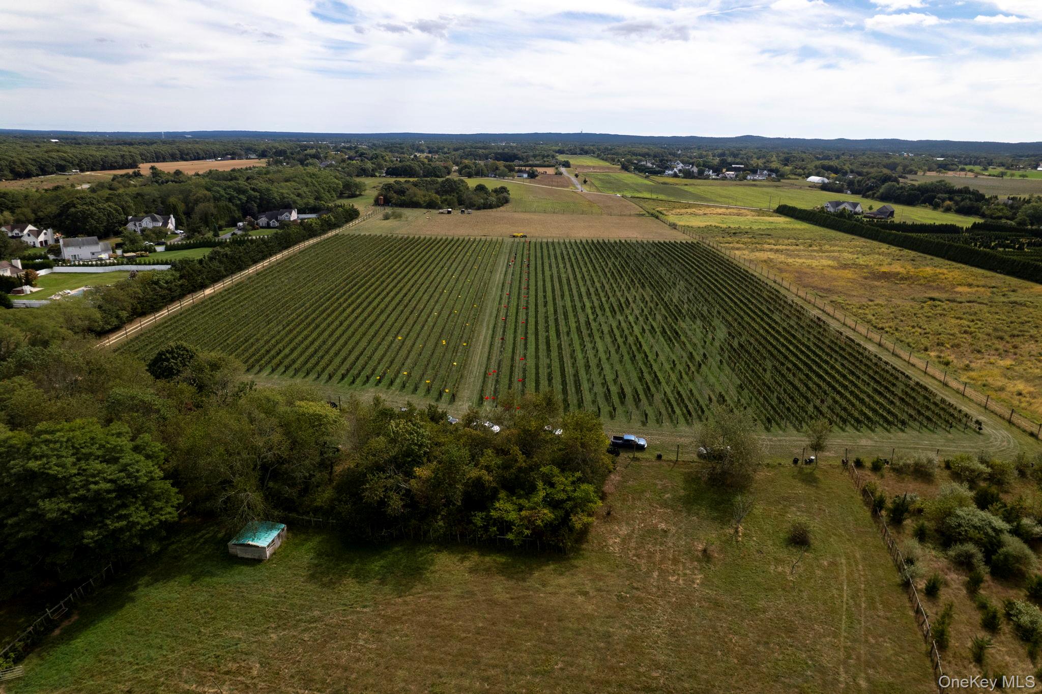 156 Youngs Avenue, Calverton, NY 11933