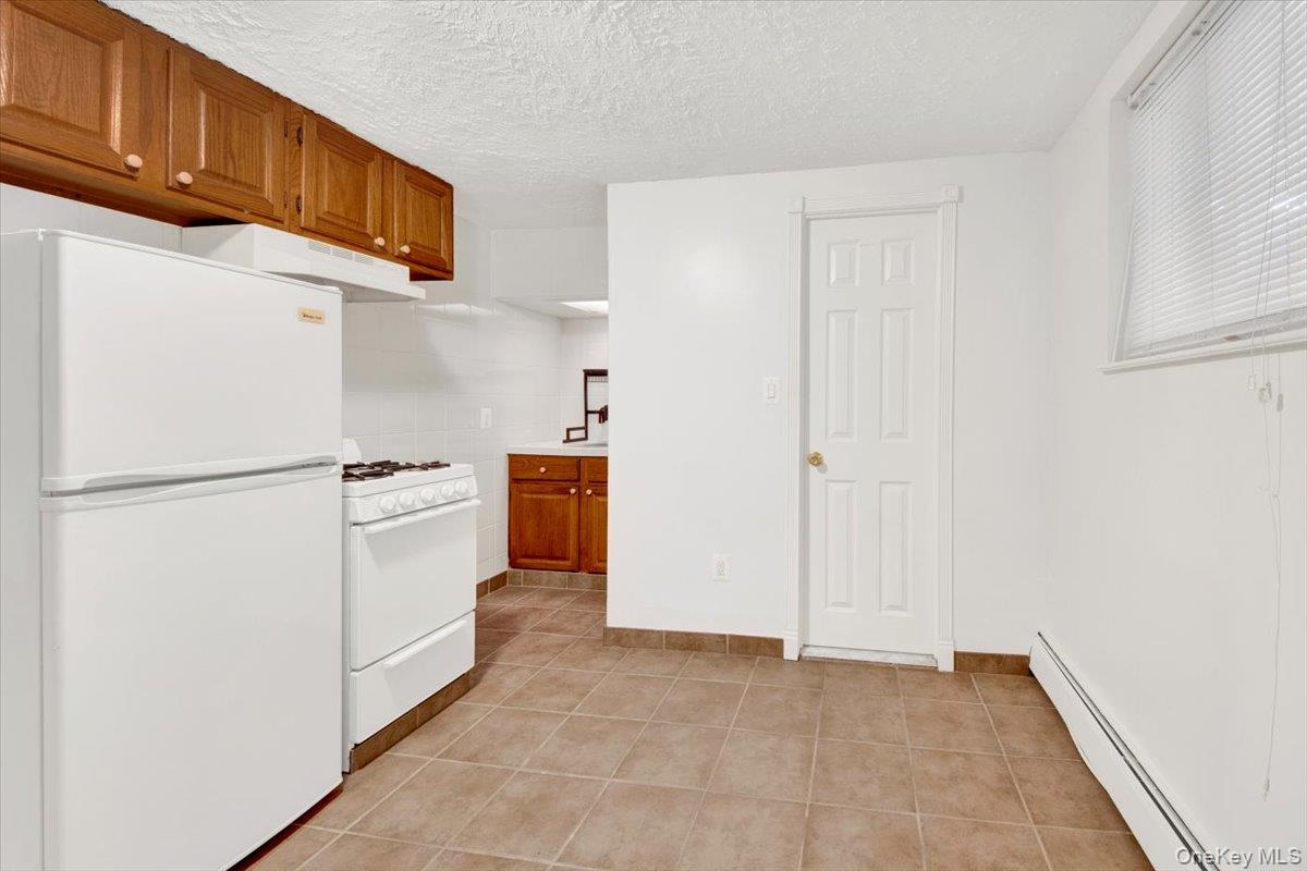 537A Ellsworth Avenue, Bronx, NY 10465