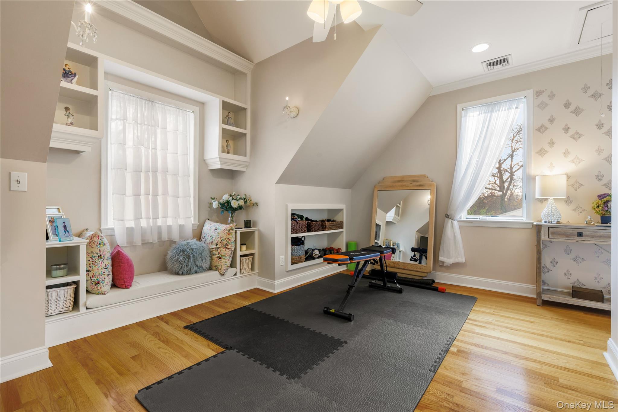 2 GOLDWIN Street # 2, Rye, NY 10580